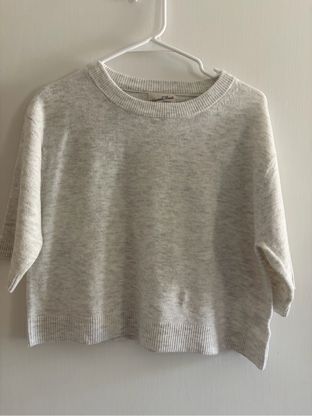 Universal Thread Light Gray Crewneck Sweater - Women's